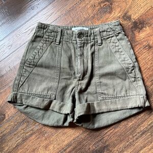 Reformation army utility shorts size 23